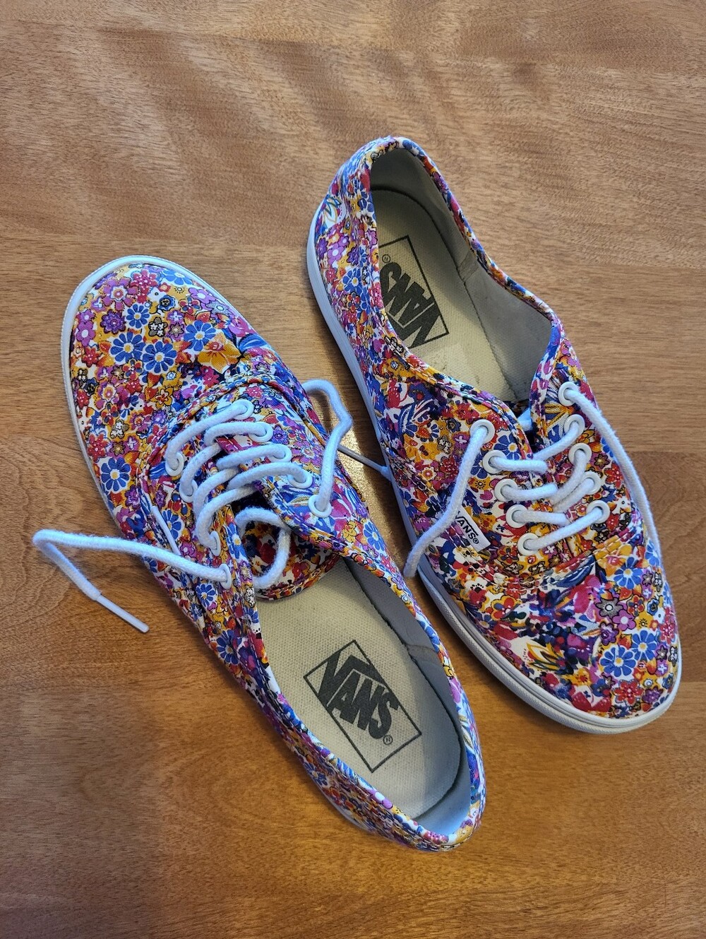 Vans Floral Flower Print Sneakers